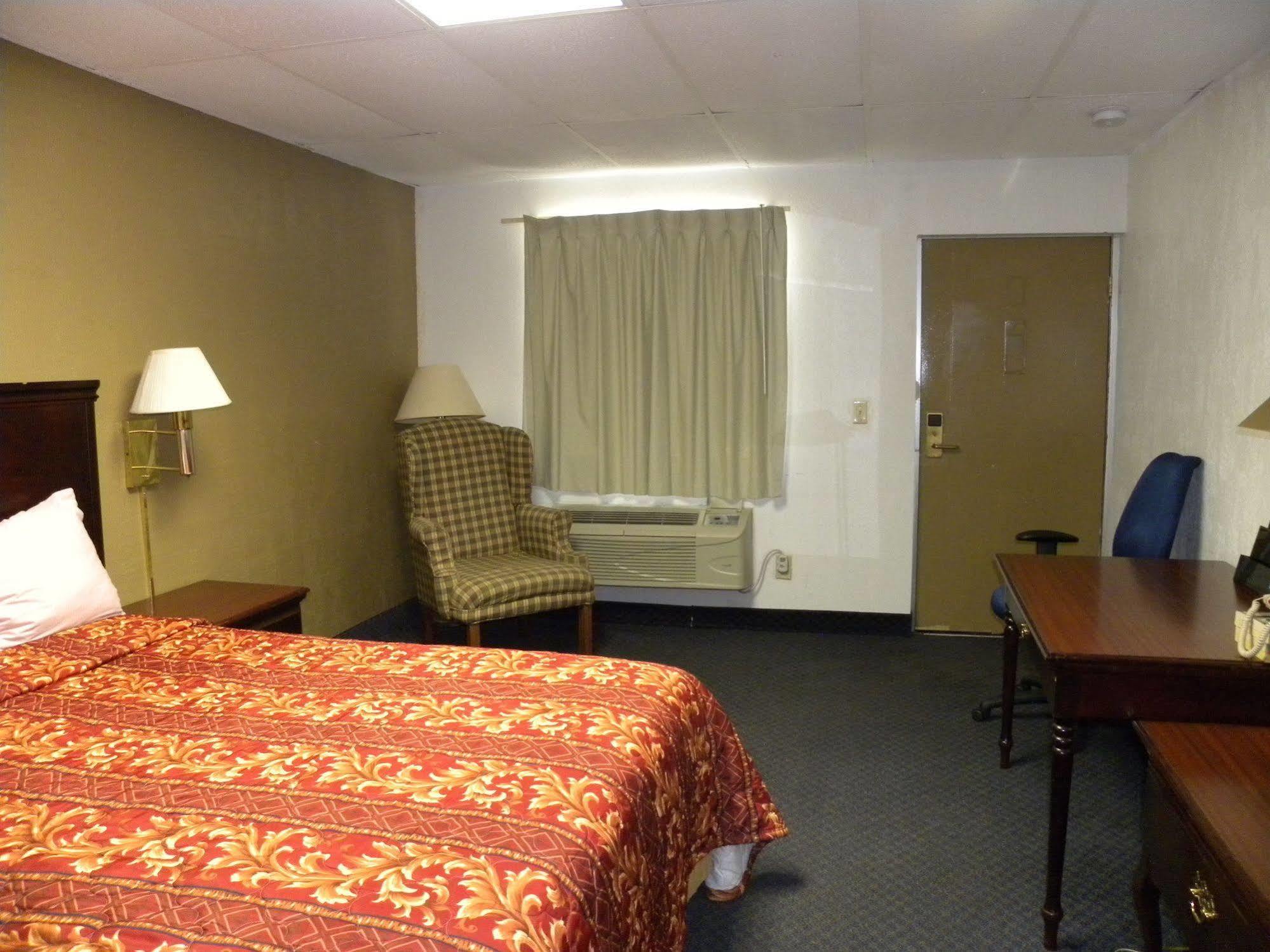 Guest Inn Rogers Εξωτερικό φωτογραφία